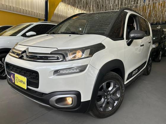 CITROËN AIRCROSS 1.6 VTI 120 FLEX SHINE EAT6 CITROËN AIRCROSS 1.6 VTI 120 FLEX SHINE EAT6